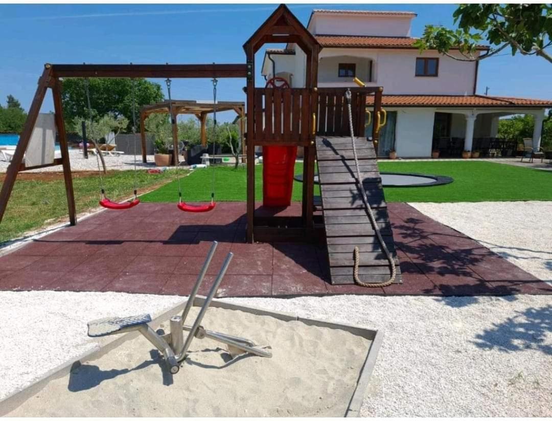 Mobilehome Elena Premium With Pool, Istria Banjole Kültér fotó